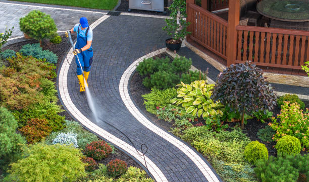 Why Choose Our Certified Pressure Washing Experts for Your Project Needs in West Richland, WA?